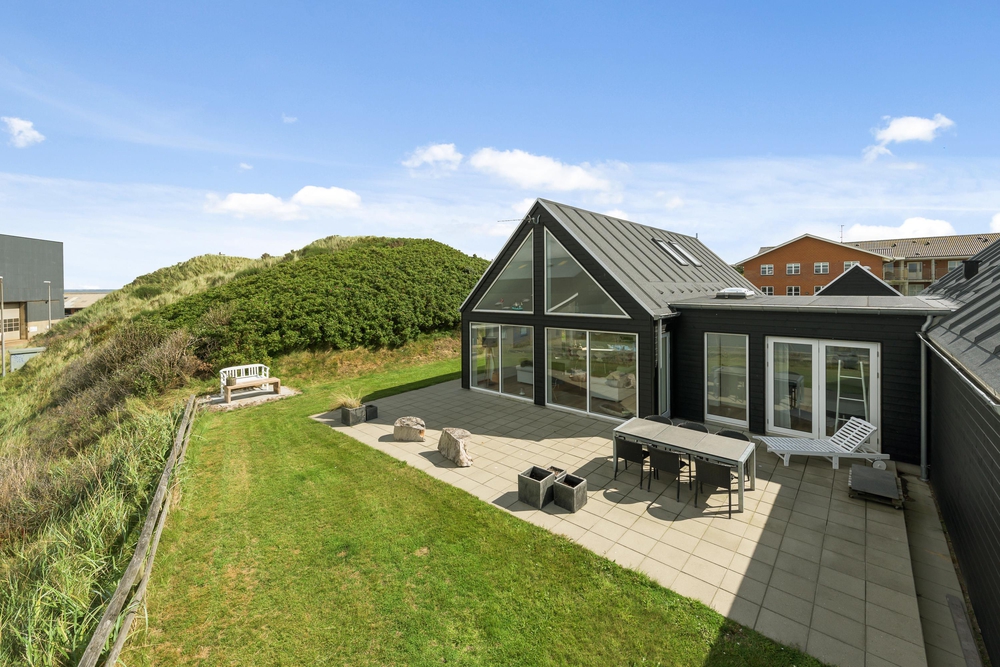 Schönes Haus mit toller Aussicht und geschl. Terrasse